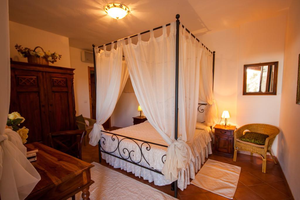 Bed and Breakfast Sa Ruscitta SantʼAntìoco Pokój zdjęcie